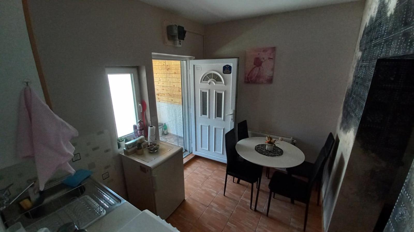 Apartman Ivona Ovcar Banja Bagian luar foto